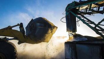 煤電上下游企業促長協，現貨煤價降綠色區間