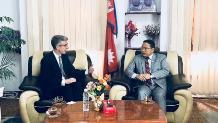 尼泊爾總理重申英國投資者投資能源部門