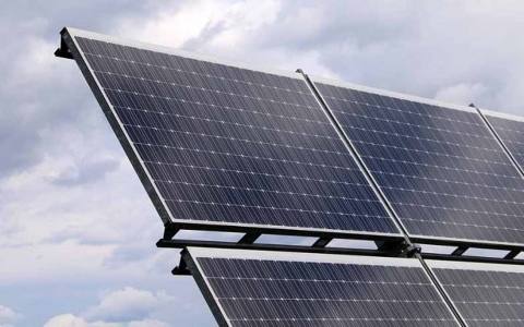 黑山8家公司購買了招標文件，計劃在Mo?ura上安裝太陽能發電廠