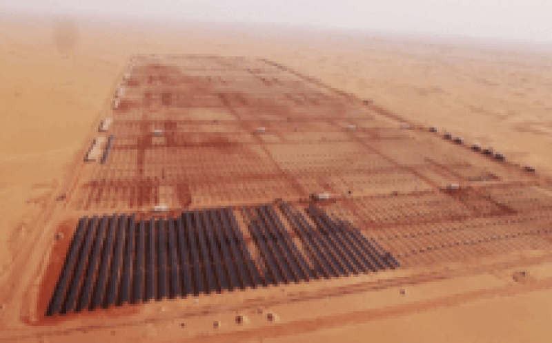 作為能源轉型的一部分，埃及建造了世界上最大的太陽能發電廠