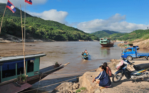 盡管老撾要求停止新的水電項目，但開發商仍在向大壩前進