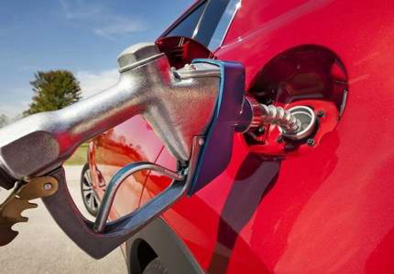 成品油價格年內第11次上調 汽油每噸漲幅累計已超千元