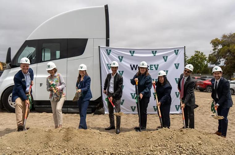 WattEV在加州奧克蘭港建設第六座電動卡車充電站