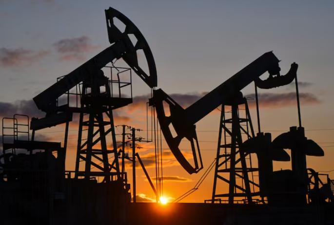 高盛上調2025年下半年油價預測 關注供應與庫存變化