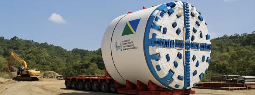 蒂娜河水電項(xiàng)目迎關(guān)鍵進(jìn)展 隧道掘進(jìn)機(jī)抵達(dá)施工現(xiàn)場