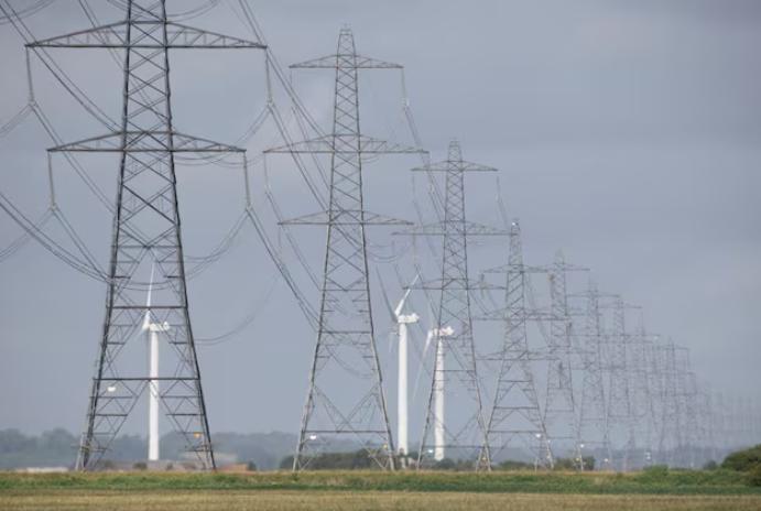 英國能源新規(guī)：2026年要求供應(yīng)商提供更低固定收費(fèi)電價(jià)