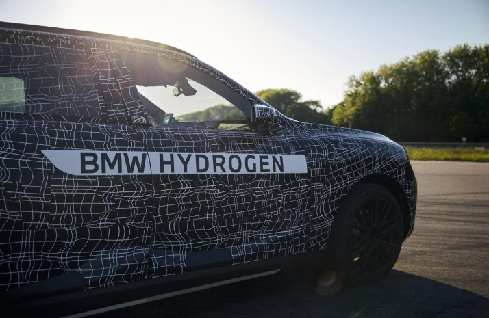 寶馬X5首次向全球市場提供氫燃料電池動力系統選項