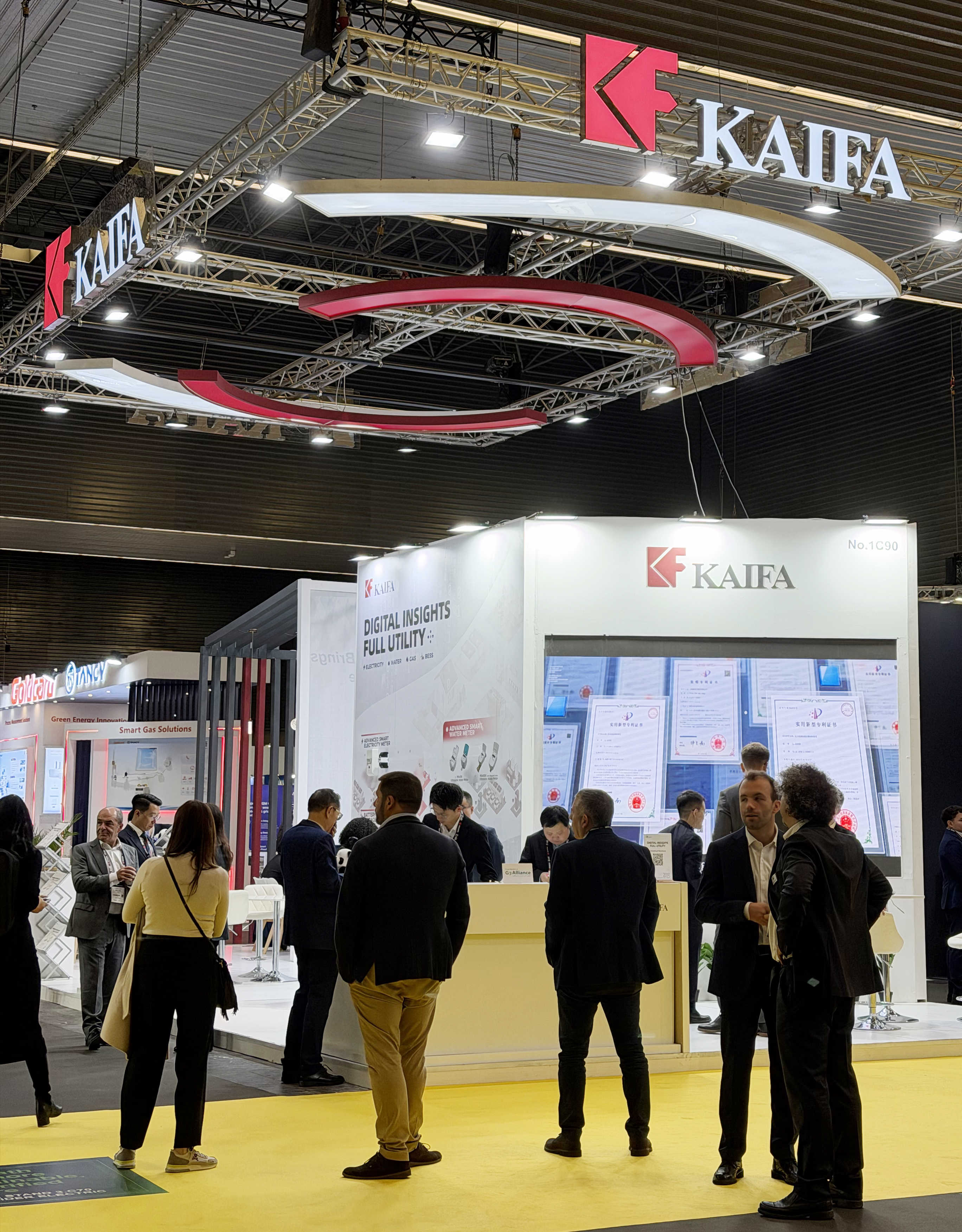 開發科技攜電、水、氣、新能源綜合解決方案閃耀2025歐洲能源展