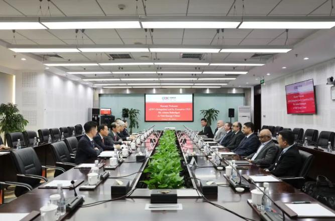 喬旭斌會(huì)見沙特阿爾朱美亞電力水務(wù)公司執(zhí)行CEO Adnan Buhuliga