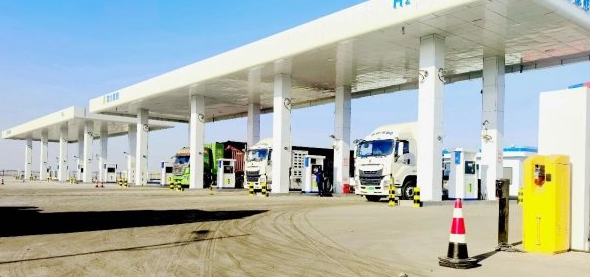 全球最大加氫站—宣力（新疆）氫能加氫站項(xiàng)目在新疆哈密伊吾竣工并進(jìn)入試生產(chǎn)階段