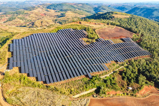 中國(guó)云南文山明湖與三家寨光伏項(xiàng)目實(shí)現(xiàn)首批并網(wǎng)發(fā)電