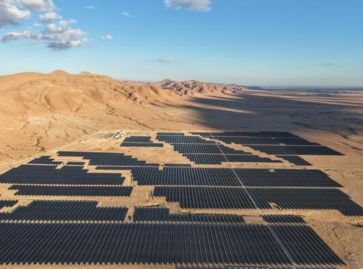 阿爾及利亞國家新能源規劃中首個大型光伏電站完成驗收
