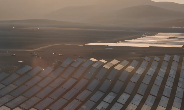 國(guó)家電投子公司智利阿塔卡馬沙漠光儲(chǔ)項(xiàng)目投運(yùn)