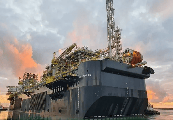 巴西國(guó)家石油公司推進(jìn)布齊奧斯8號(hào)油田開(kāi)發(fā)確保2026年首次產(chǎn)油計(jì)劃